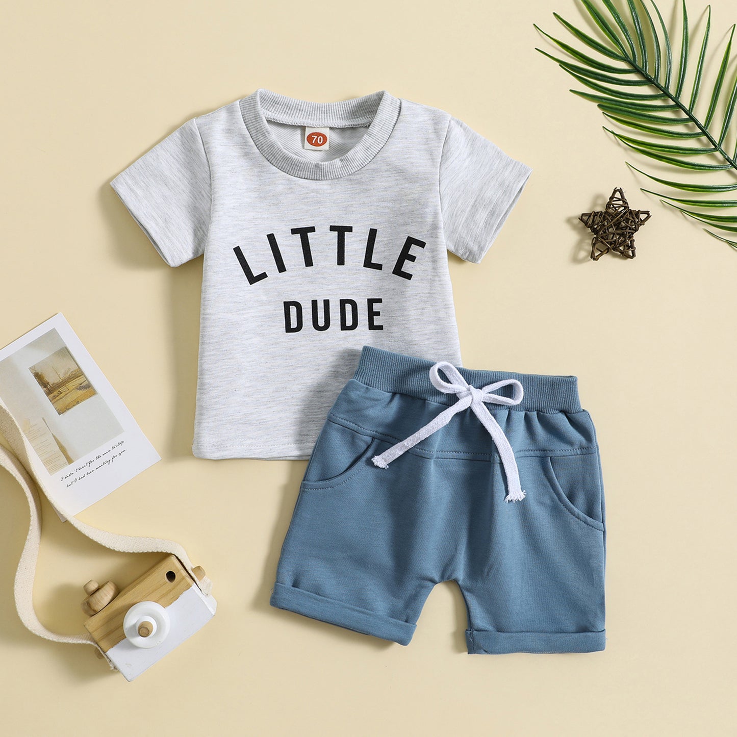 Ensemble deux pièces pour enfants avec haut imprimé lettres et col rond