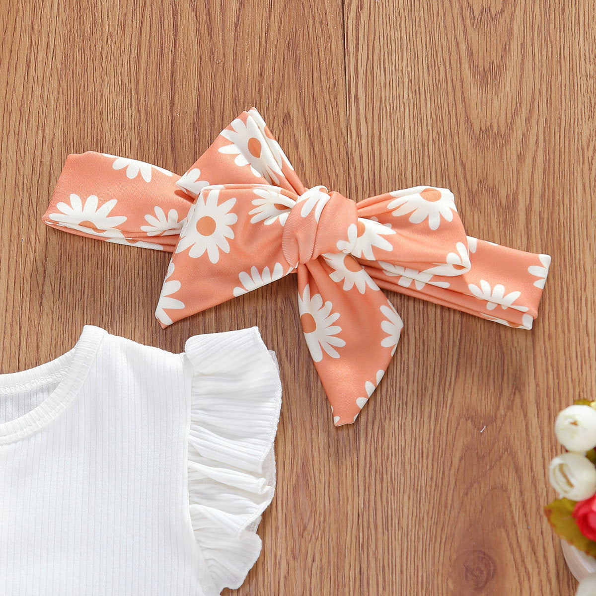Infant And Toddler Suits Baby Girl Dark Button White Top Printed Shorts Suit Thre-piece Set