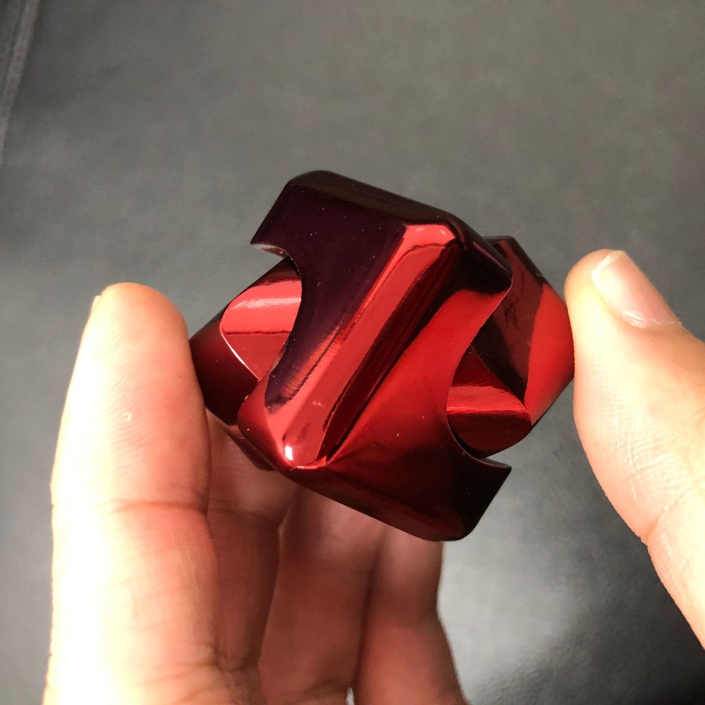 Nouveau Jouet Anti-stress Fidget Spinner Coloré en Métal, Filaire à Main Silencieux, Toupie pour Hommes et Femmes