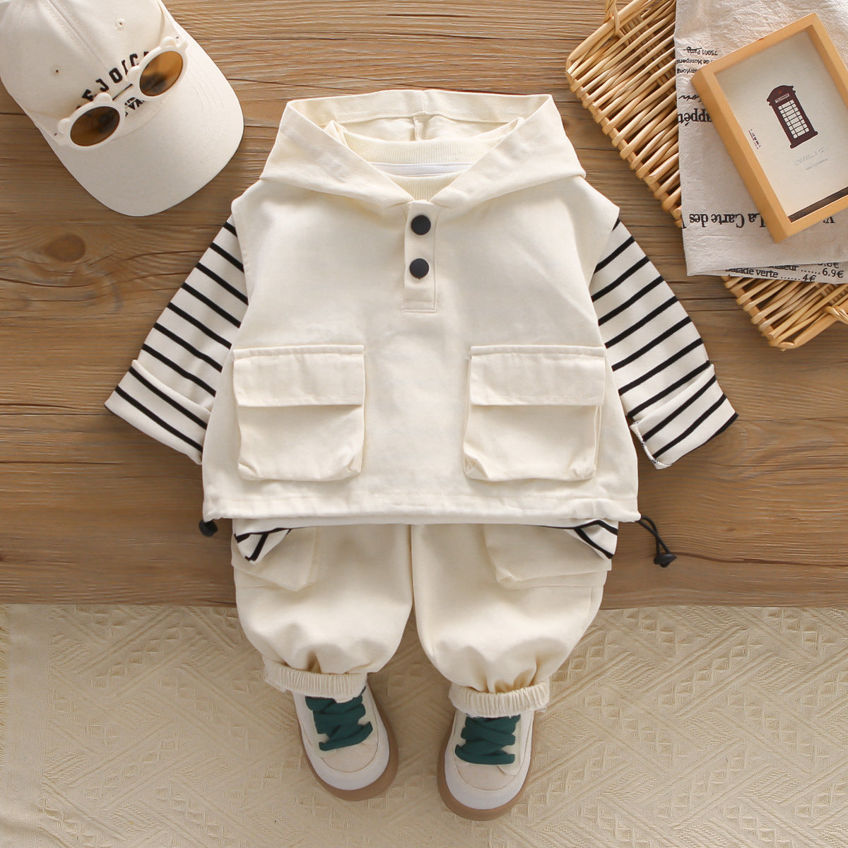 Handsome Boy Casual Spring And Autumn New Big Pocket Hoodie Vest Three-piece