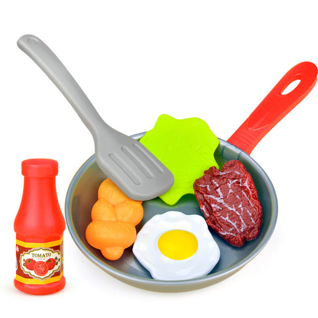 Ensemble de jouets de cuisine pour enfants : maison de jeu, poêle, spatule et steak