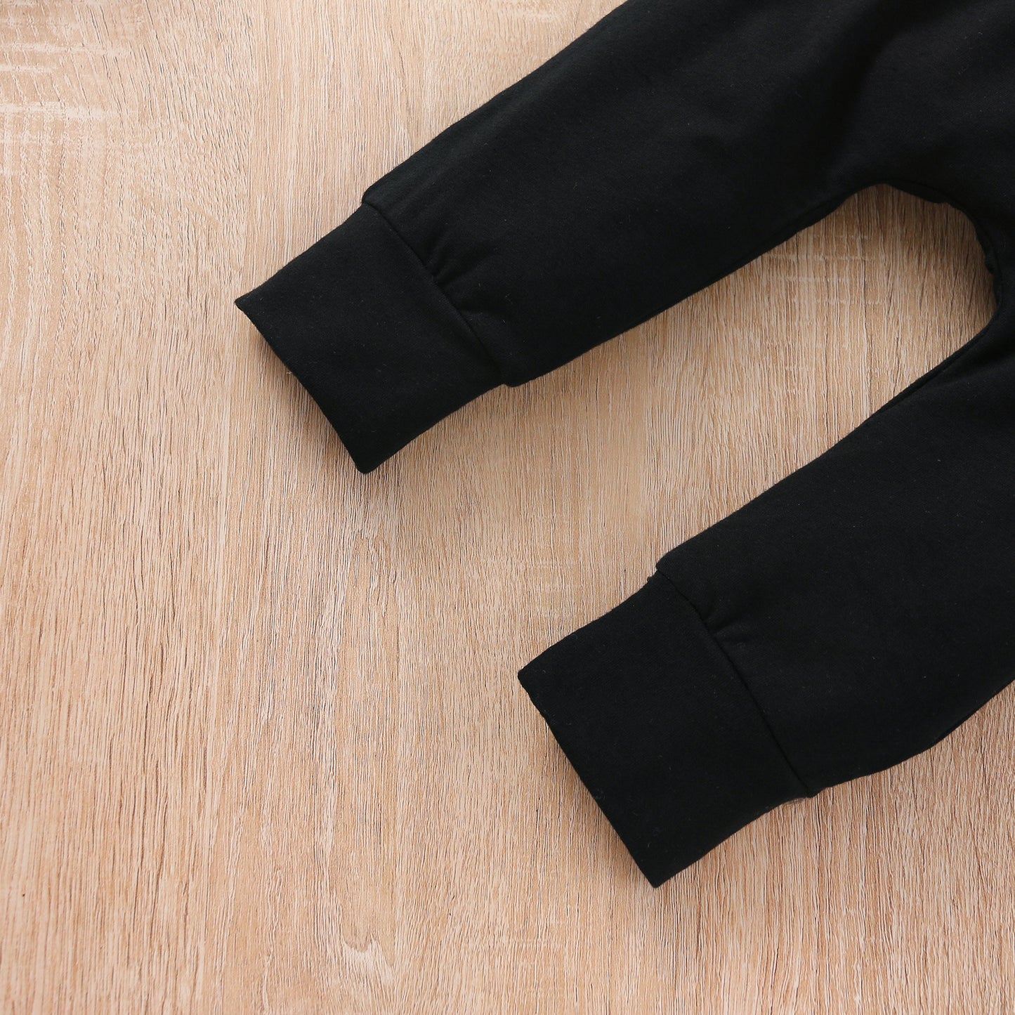 Chemisier à capuche amovible et pantalon rayé à crochet dissimulé pour homme