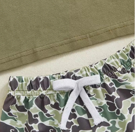 Boy's Camouflage Printed Faux Pocket Short Sleeve Top Suit