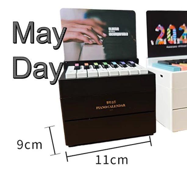 Adjustable Volume Hand Cranked Electronic Piano
