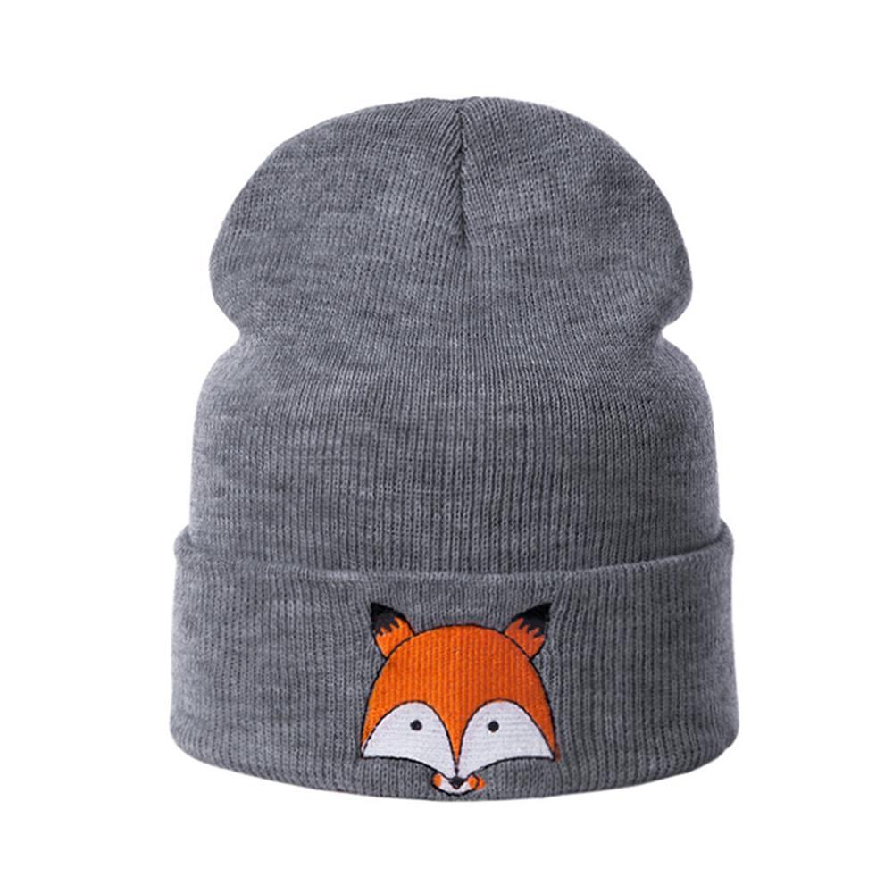 Casquette en laine brodée