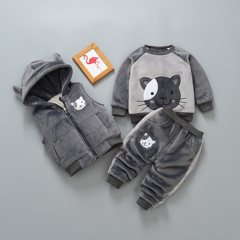 Traje grueso de tres piezas para niños