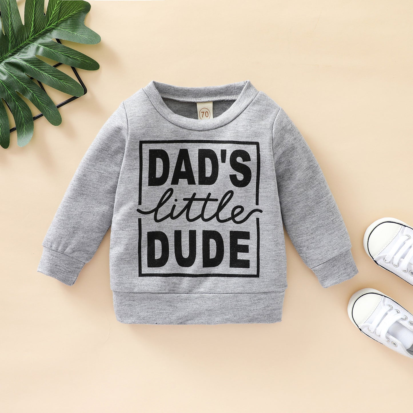 Sudadera gris con letras de poliéster para niños