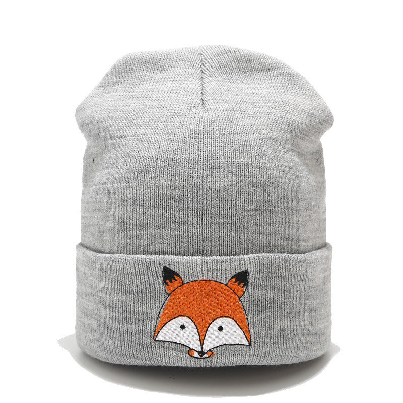 Casquette en laine brodée