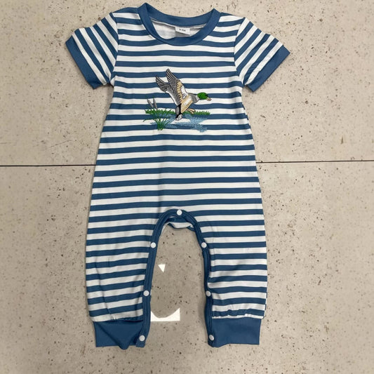 Short Sleeve Striped Embroidery Pattern One-piece