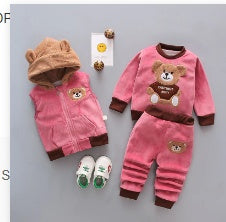 Traje grueso de tres piezas para niños