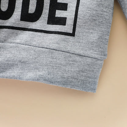 Sudadera gris con letras de poliéster para niños